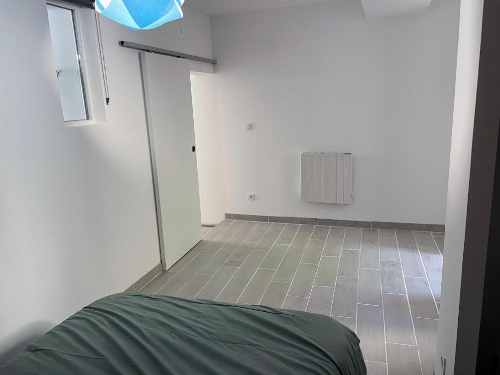 Le Cosy - T2 Avec Petite Cour Dans Centre Historique De Nerac Apartment Exterior foto