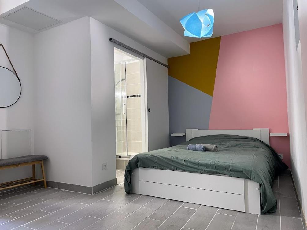 Le Cosy - T2 Avec Petite Cour Dans Centre Historique De Nerac Apartment Exterior foto